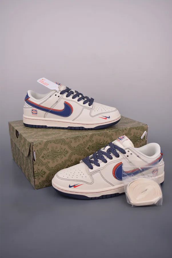 Nike SB Dunk Low Gucci Collaboration