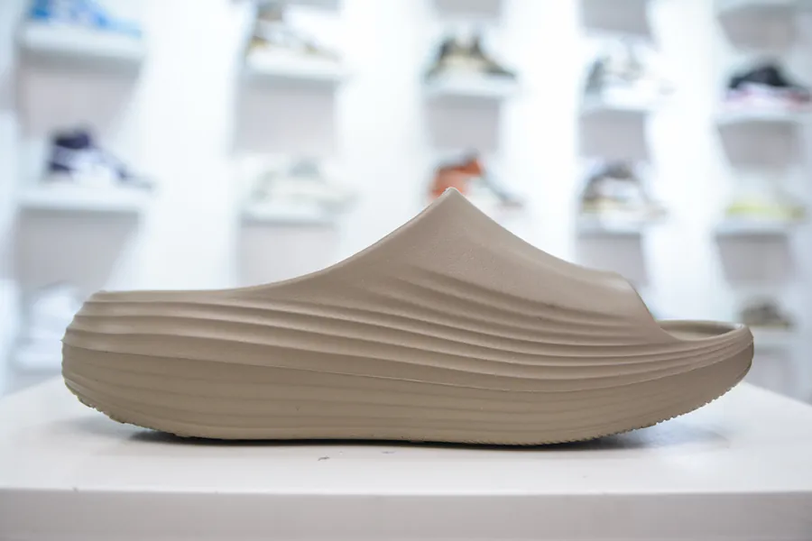 Nike ReactX REJUVEN8 Slide Simple and Comfortable Slides