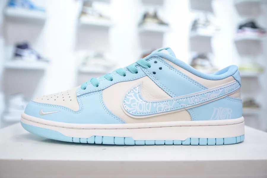 SB Dunk Low x 联名 白蓝涂鸦勾