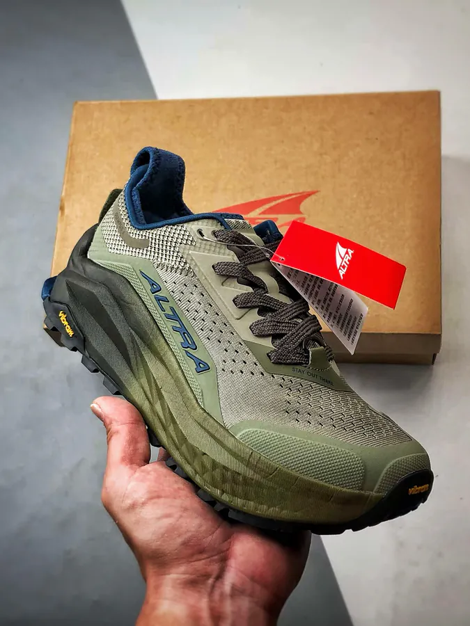 Altra Olympus 6 Trail Running Shoes with FootShape™ and Vibram®
