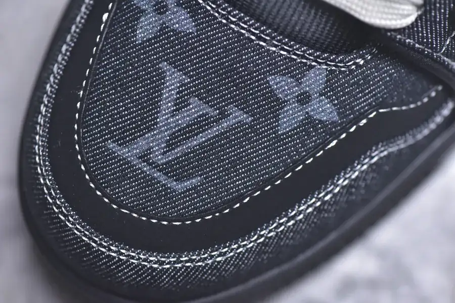 LV Trainer Premium Quality Replica with Original Design
