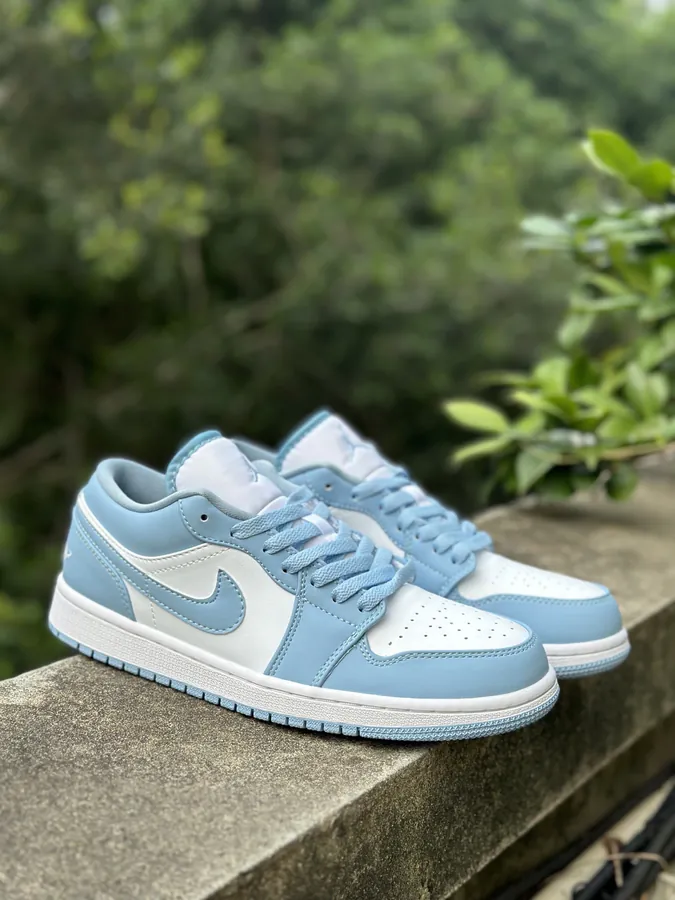 AJ1 Low White Canvas Blue
