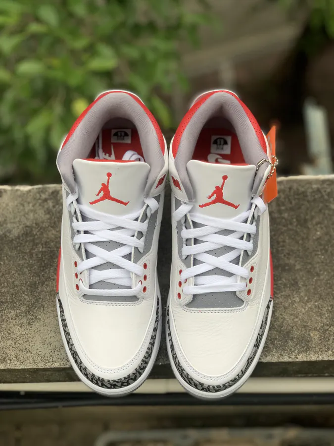 Air Jordan 3 SE T Denim Fire Red AJ3