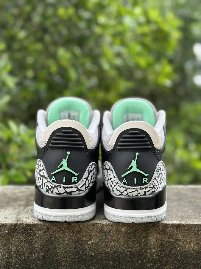 Air Jordan 3 SE T Denim Fire Red AJ3
