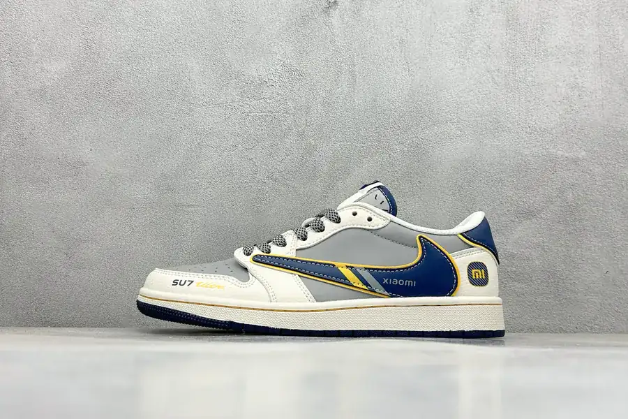 Nike SB Dunk Low Custom Collaboration with Xiaomi Meteor Blue