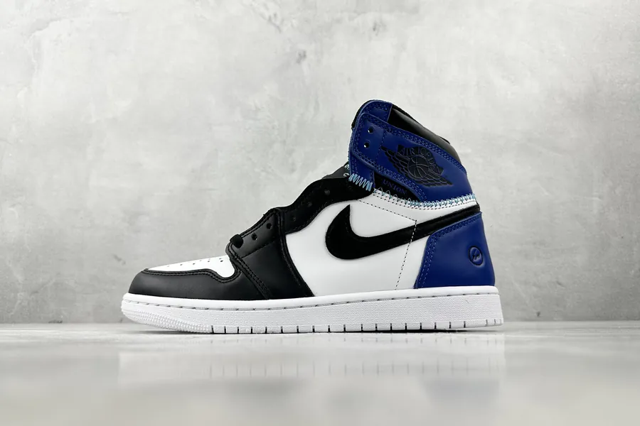 Fragment Design x Jordan 1 Retro High