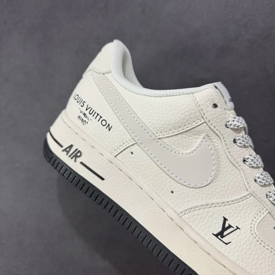 NK Exclusive Air Force 1 07 Low 'Collaboration Cream and Black Sole' Low Sneaker