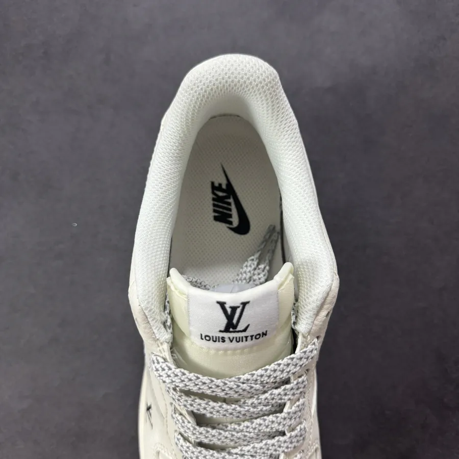 NK Exclusive Air Force 1 07 Low 'Collaboration Cream and Black Sole' Low Sneaker