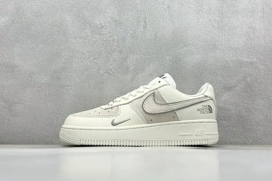 Nike AIR FORCE 1‘07 Low Top Sneaker