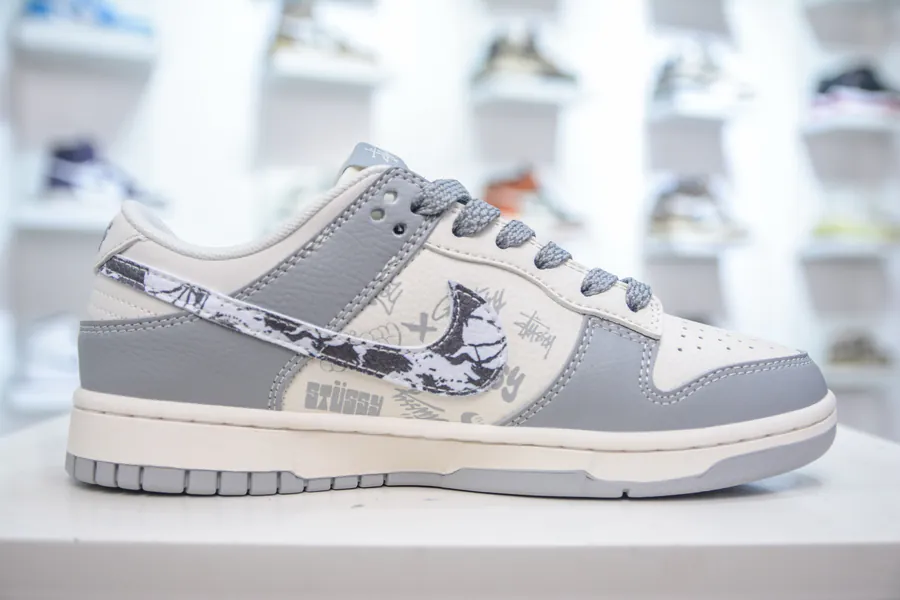 SB Dunk Low x Collaboration White Gray