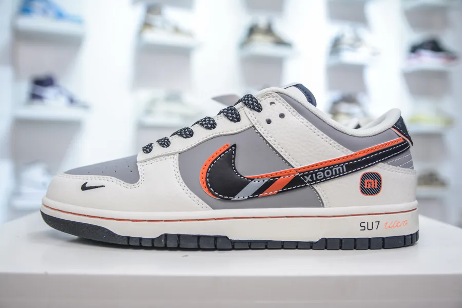 NIKE DUNK LOW Xiaomi Collaboration OG Edition