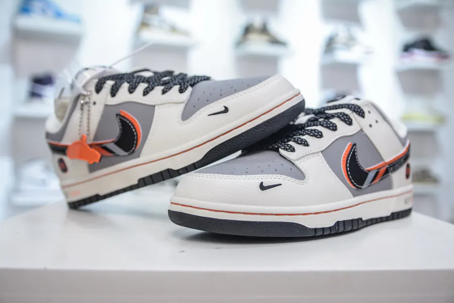 NIKE DUNK LOW Xiaomi Collaboration OG Edition