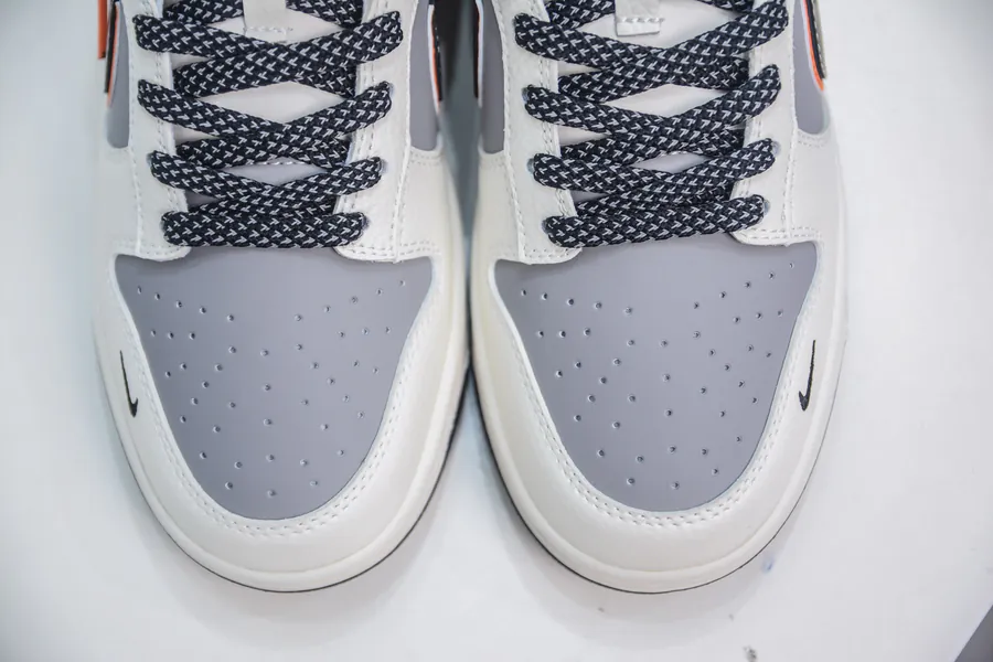NIKE DUNK LOW Xiaomi Collaboration OG Edition
