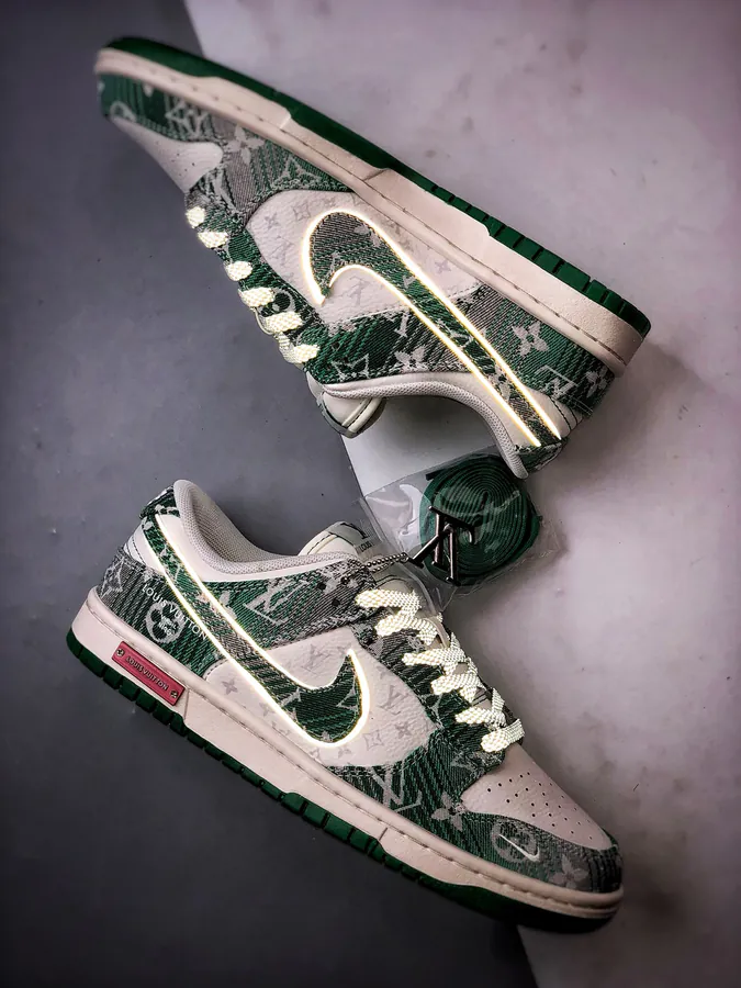 LV Old Flower Calfskin Sneaker