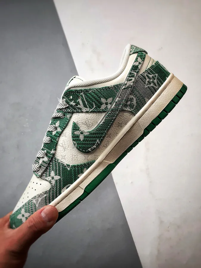 LV Old Flower Calfskin Sneaker