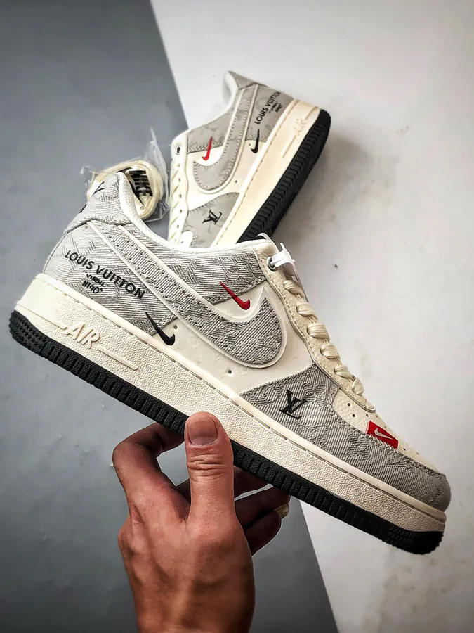 LV x Air Force 1 Low Authentic Air Force 1 Style