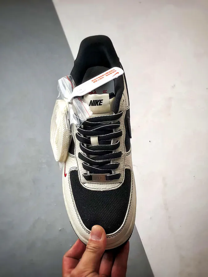 Air Force 1 07 Low Canvas Patchwork in Beige and Black