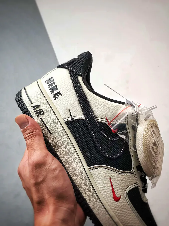 Air Force 1 07 Low Canvas Patchwork in Beige and Black