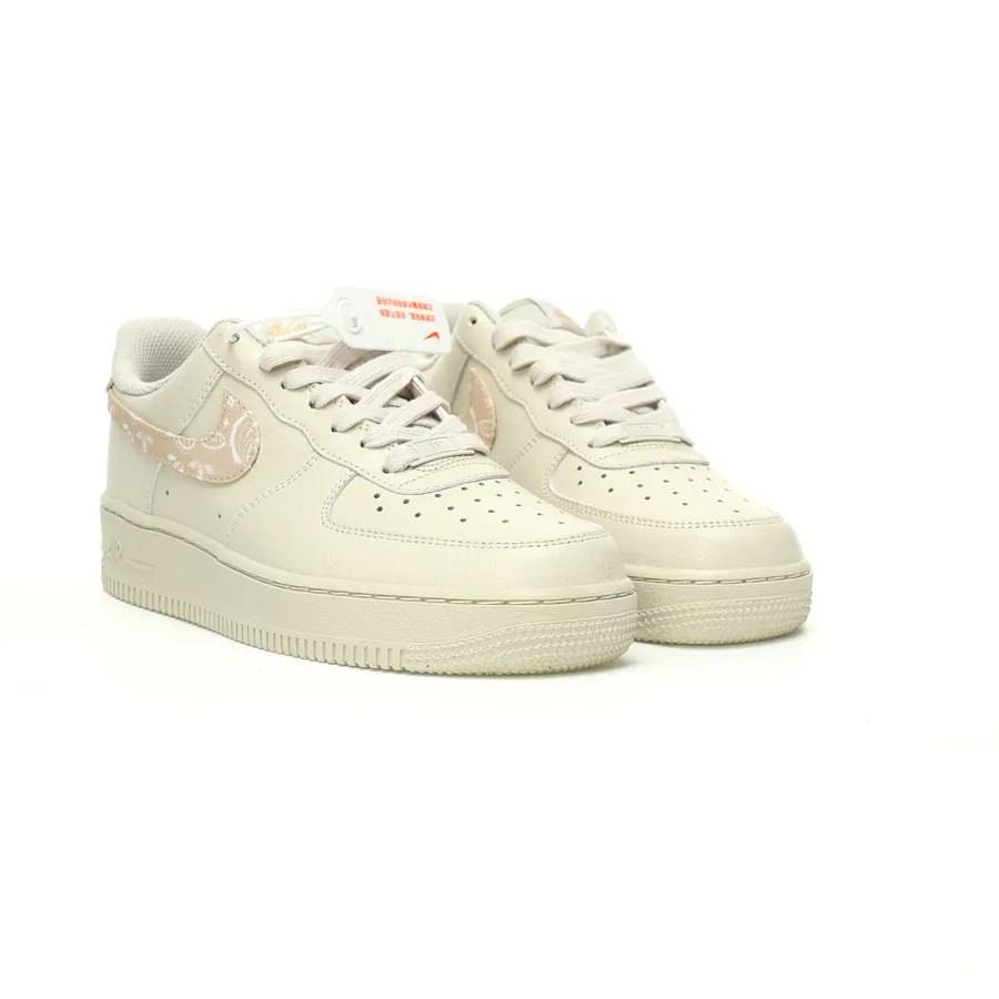 Air Force 1'07 Low in SandPink Paisley