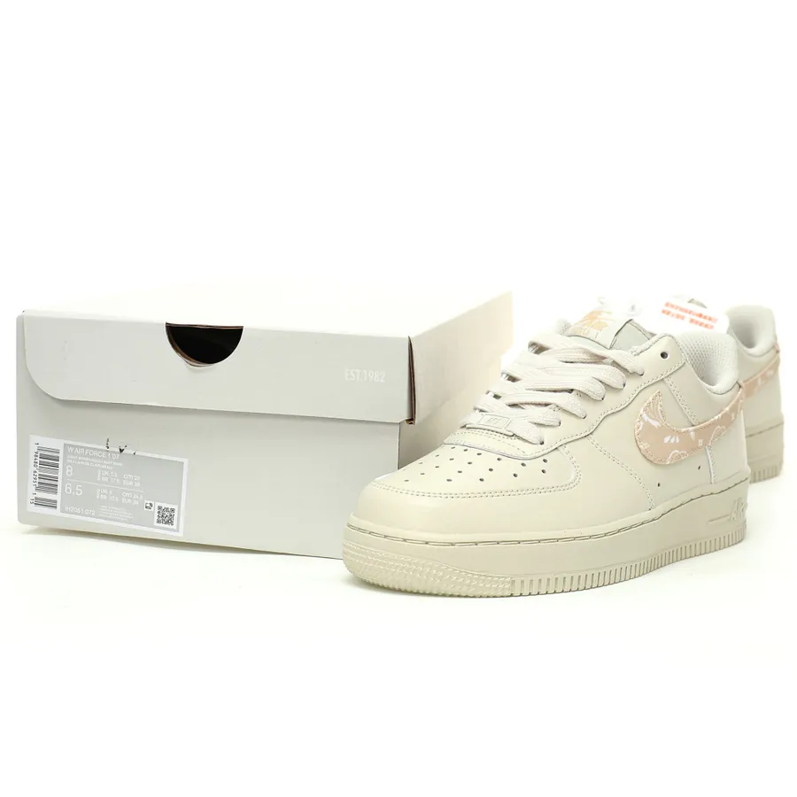 Air Force 1'07 Low in SandPink Paisley