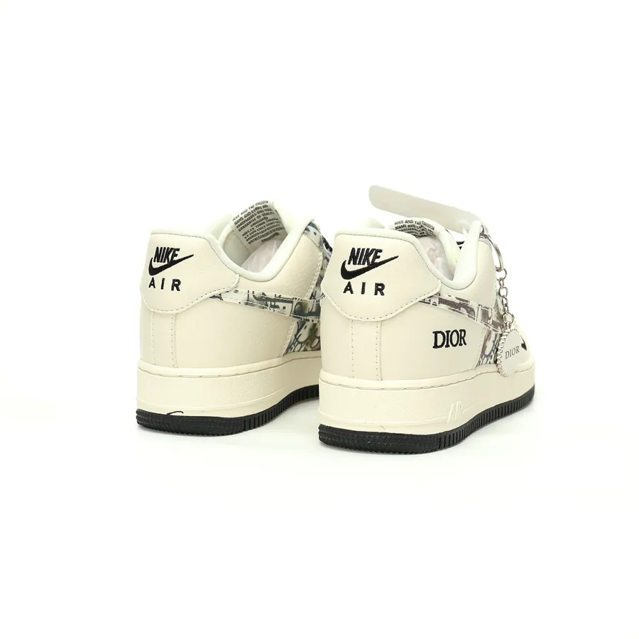 AF1'07 8 Low Men's and Women's Sneakers