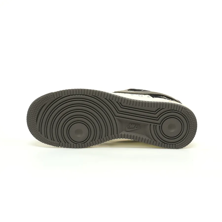Louis Vuitton x Air Force 1 07 8 Low Monogram Classic Sneaker