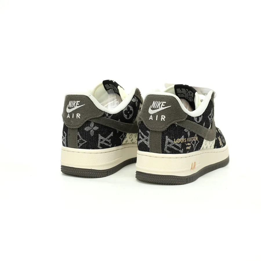 Louis Vuitton x Air Force 1 07 8 Low Monogram Classic Sneaker