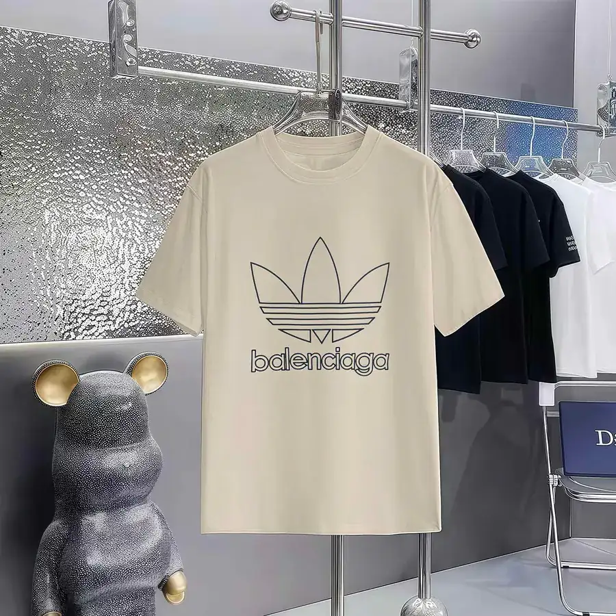 Balenciaga Parisian Print Round Neck Short Sleeve T Shirt
