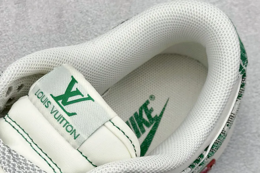 SC Version Nike SB Dunk Low LV Collaboration Gray Green Denim
