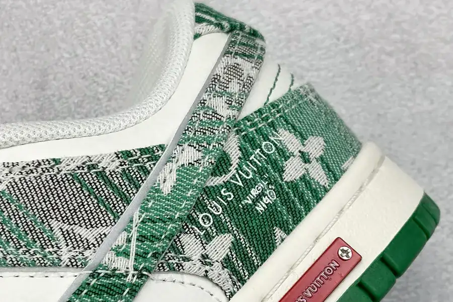 SC Version Nike SB Dunk Low LV Collaboration Gray Green Denim