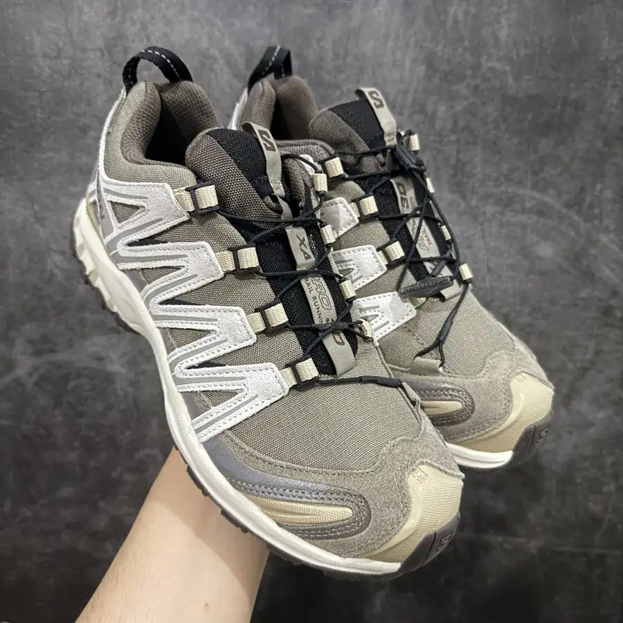 SL300320 Exclusive Original Outdoor Sneaker
