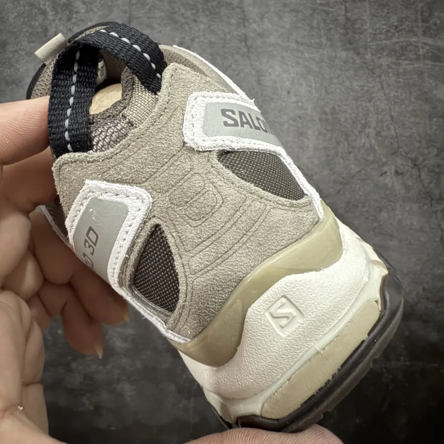 SL300320 Exclusive Original Outdoor Sneaker