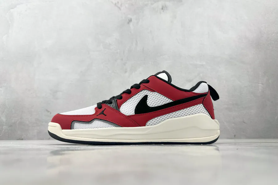 Jordan CMFT Era Chicago White Red