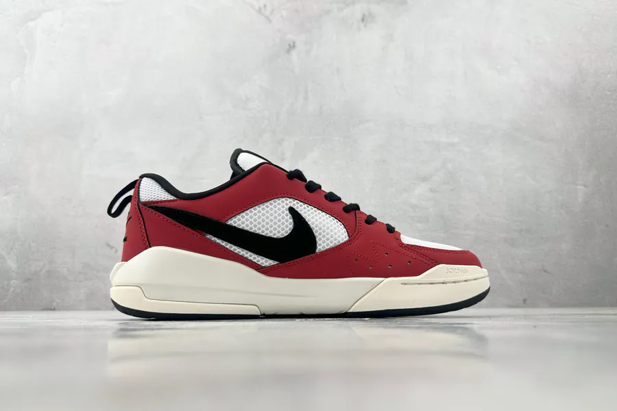 Jordan CMFT Era Chicago White Red