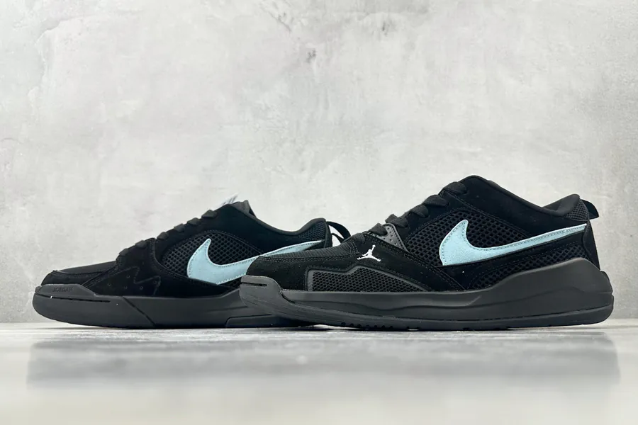 Jordan CMFT Era Black