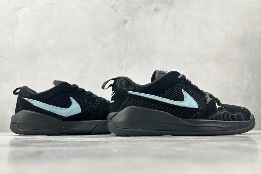 Jordan CMFT Era Black