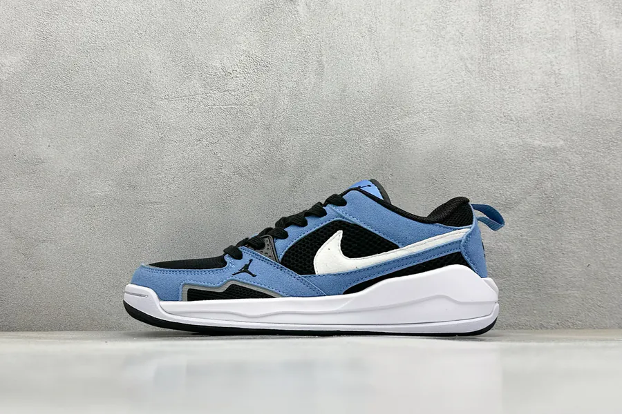 Jordan NK Air Jordan CMFT Era Retro Sneaker
