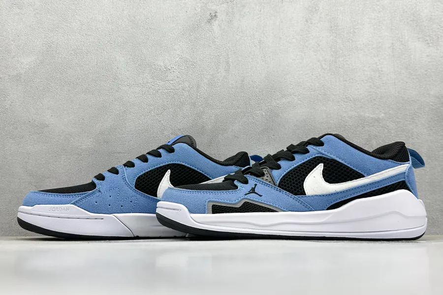 Jordan NK Air Jordan CMFT Era Retro Sneaker