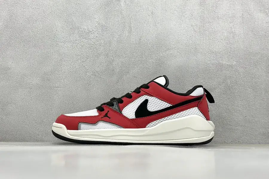 Jordan NK Air Jordan CMFT Era Retro Sneaker