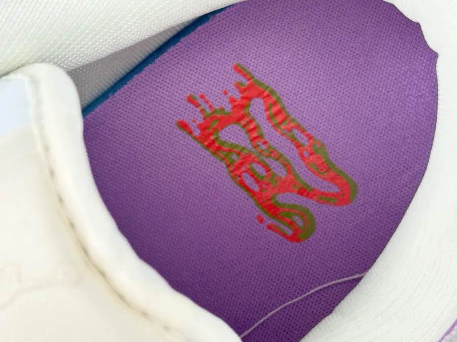 Jordan CMFT Era Bucket Bag in White and Purple