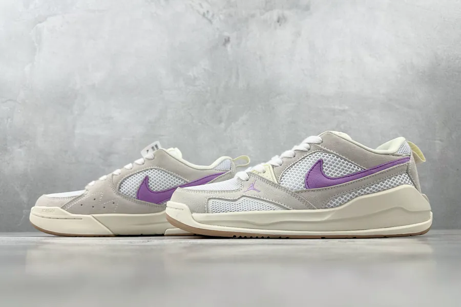 Jordan CMFT Era White Purple