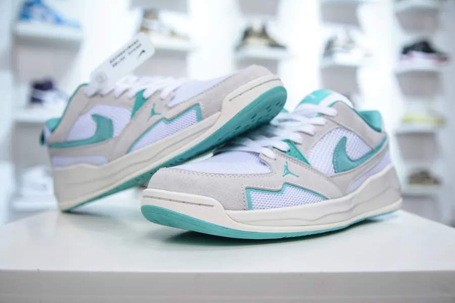 Jordan NK Air Jordan CMFT Era Retro Sneaker