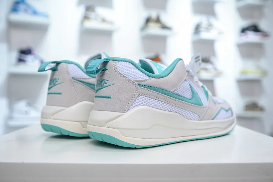Jordan NK Air Jordan CMFT Era Retro Sneaker