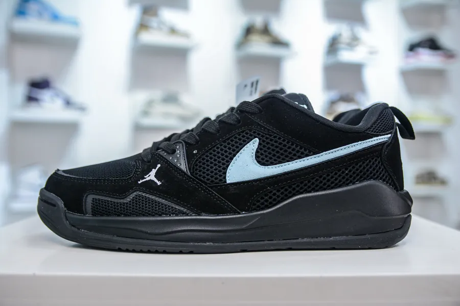 Jordan NK Air Jordan CMFT Era Retro Sneaker