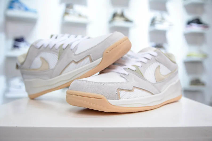 Jordan NK Air Jordan CMFT Era Retro Sneaker