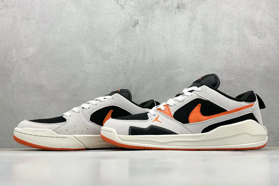 Jordan NK Air Jordan CMFT Era Retro Sneaker