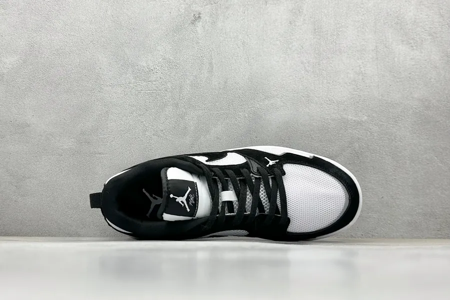 Jordan NK Air Jordan CMFT Era Retro Sneaker