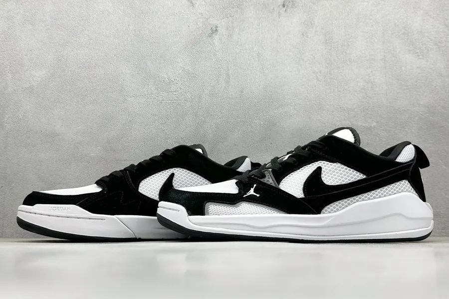 Jordan NK Air Jordan CMFT Era Retro Sneaker