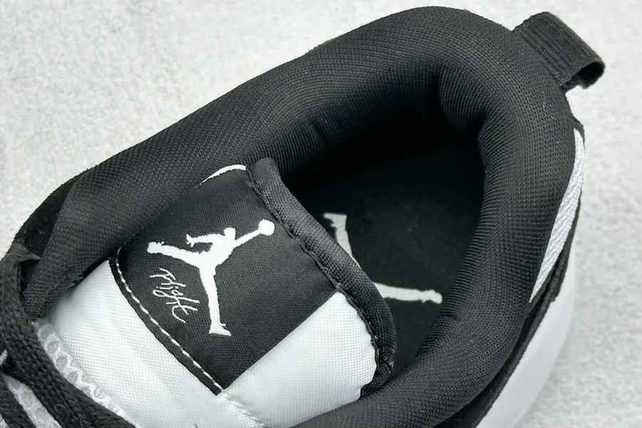 Jordan NK Air Jordan CMFT Era Retro Sneaker