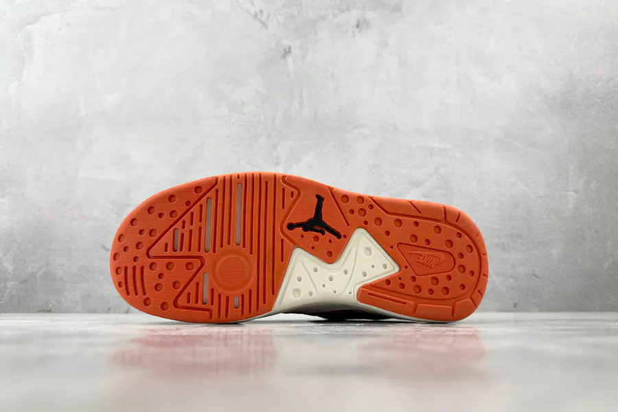 Jordan CMFT Era Black Orange